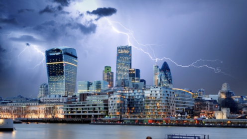 Schweres Gewitter über London