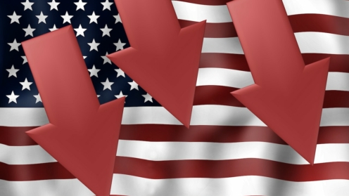 US-Flagge und abwärts gerichtete Pfeile