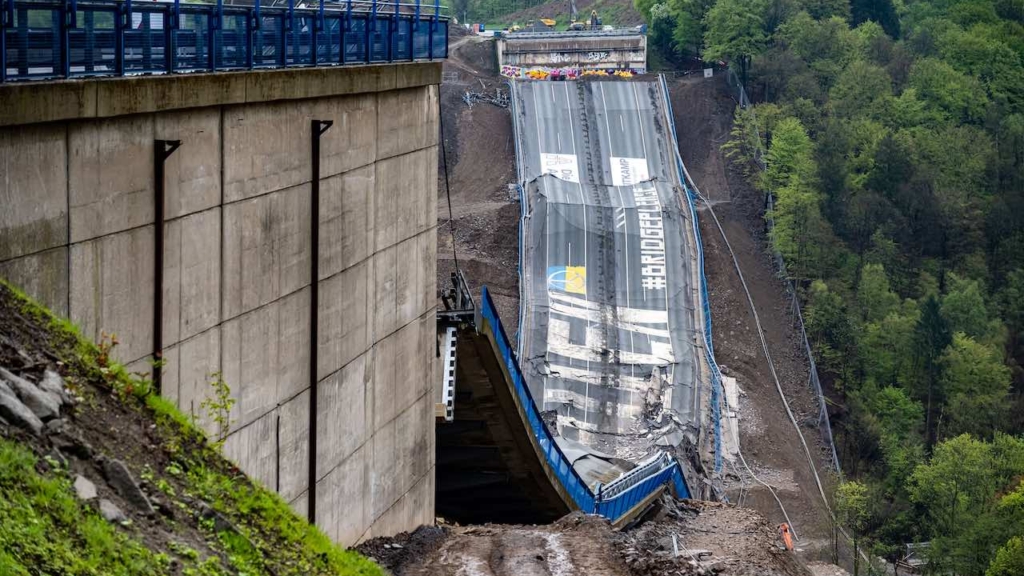 Gesprengte Rahmedetalbrücke in NRW