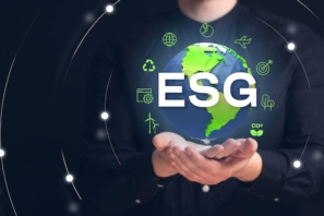 ESG auf Erdkugel