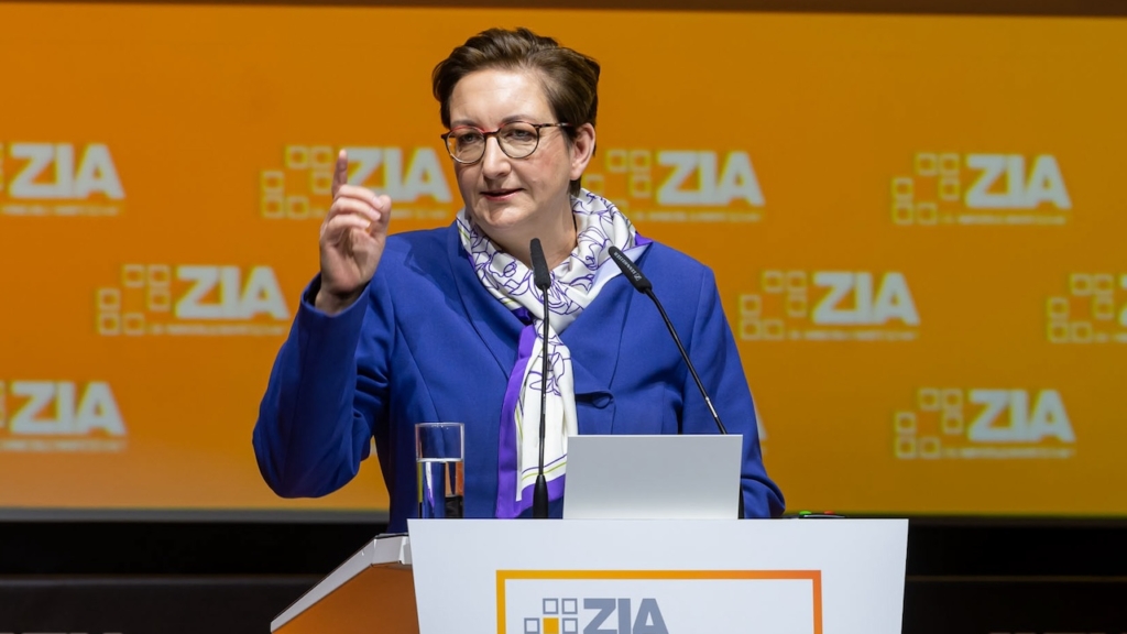 Klara Geywitz am ZIA-Rednerpult