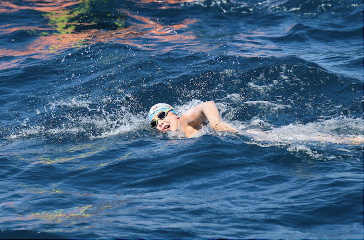 Nathalie Pohl beim Freiwasserschwimmen